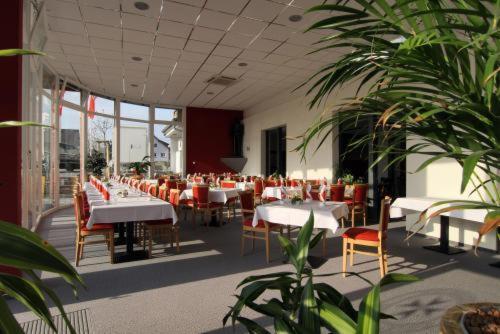Nieder Weisel Johanniterhotel מראה חיצוני תמונה